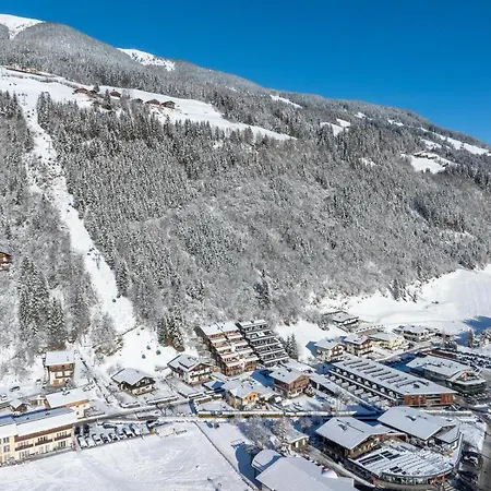 Residenz Wildkogelbahnen 6 アパート *